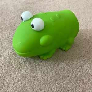 Mommy's Helper Froggie Faucet Cover